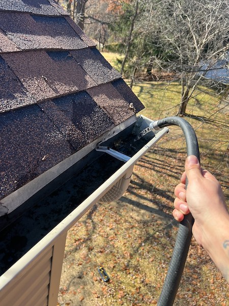 Gutter Cleaning vs. Gutter Washing: What’s the Difference and What Do You Need?