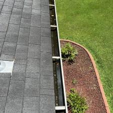 Beautiful-house-washing-and-gutter-cleaning-in-Greensburg-PA 1