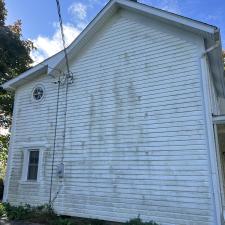 Elite-house-wash-on-beautiful-farm-house 0