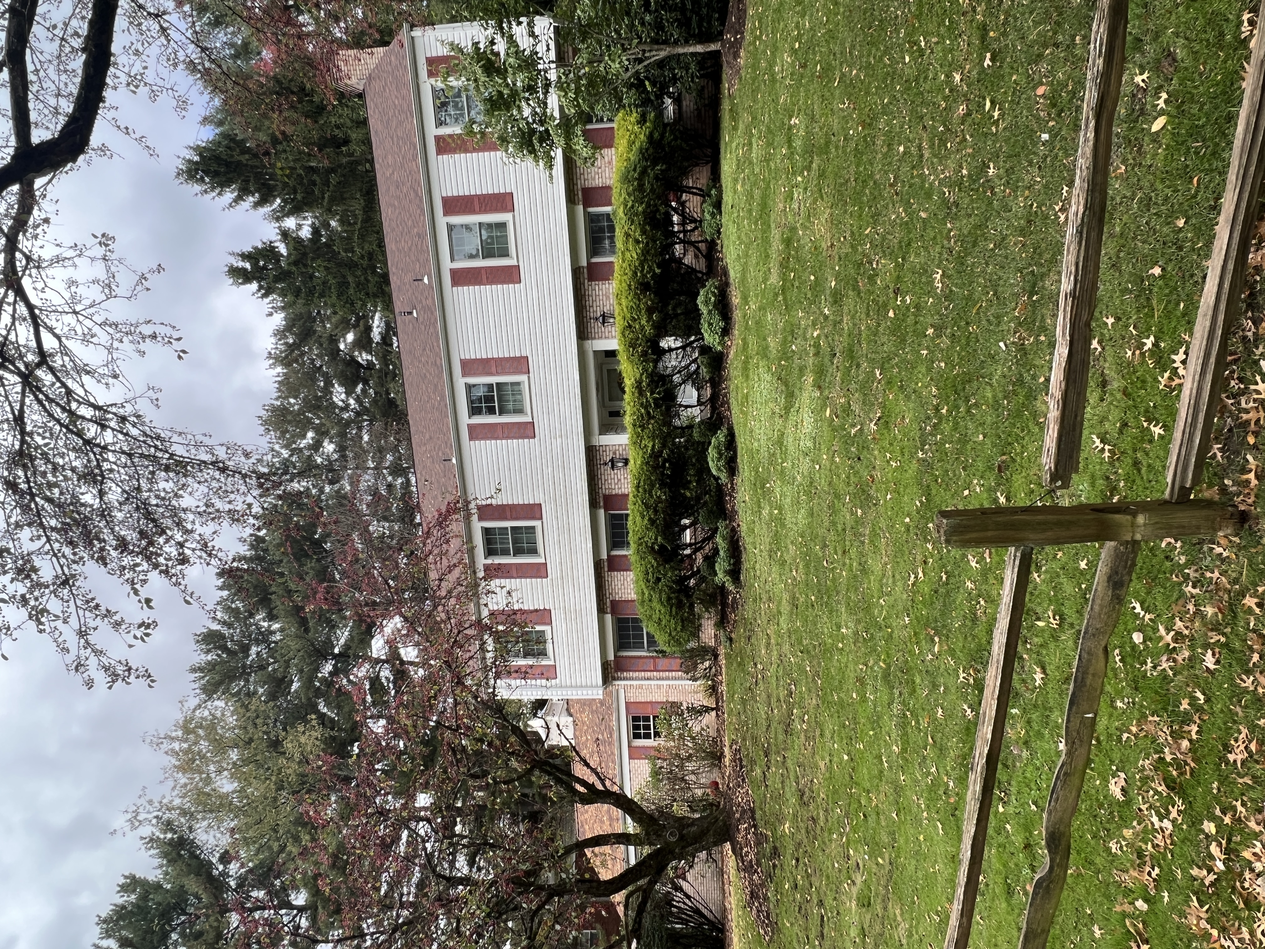 Fox Chapel Brick Home Gets a Refreshing Makeover with J&R Pressure Washing! Thumbnail