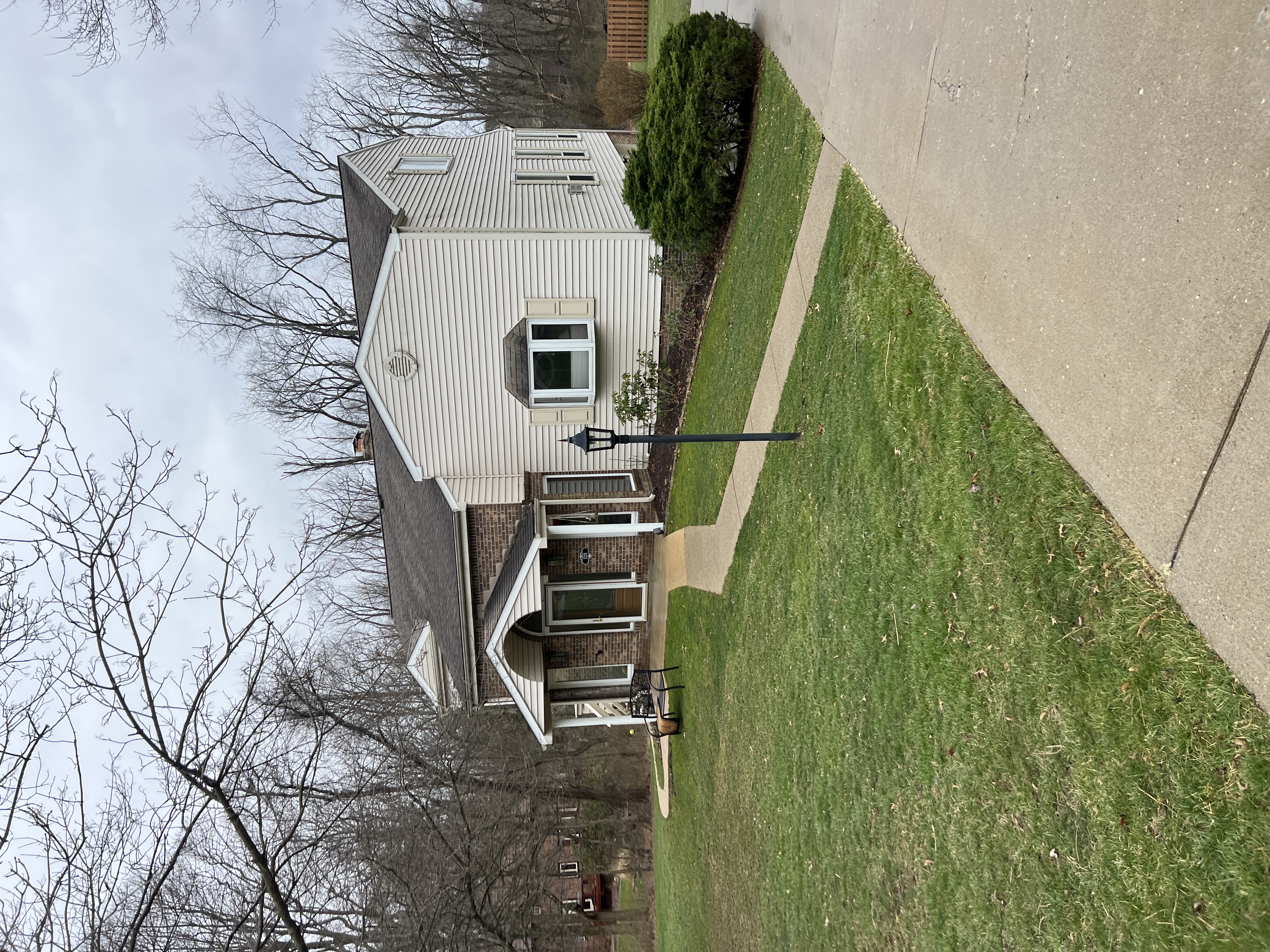 J&R Pressure Washing Revives Allison Park Driveway and Sidewalk Thumbnail