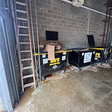 Revitalize-Your-Business-Professional-Dumpster-Pad-Cleaning-in-Pittsburgh 7