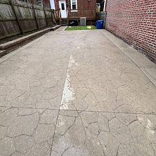 Revitalizing-a-Lawrenceville-Classic-Expert-Deck-and-Concrete-Cleaning 2