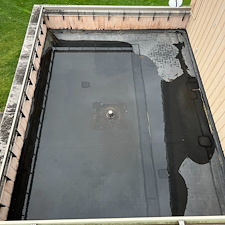 Revitalizing-Commercial-Curb-Appeal-Expert-Gutter-Cleaning-in-Beaver-PA 1