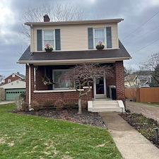 Revive-Your-Homes-Curb-Appeal-Professional-House-Washing-in-Ross-Township 2