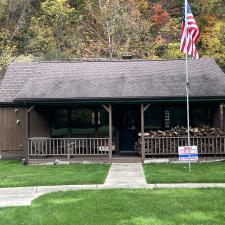 Top-notch-gutter-cleaning-job-in-Sewickley-PA 1